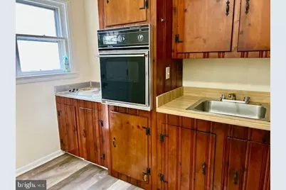 808 Macdade Boulevard #1ST FL REAR, Folsom, PA 19033 - Photo 8