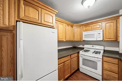 1030 E Lancaster Avenue #622, Bryn Mawr, PA 19010 - Photo 6