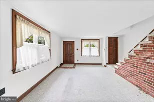 473 Westmont Dr, Collingdale, PA 19023 - Photo 2