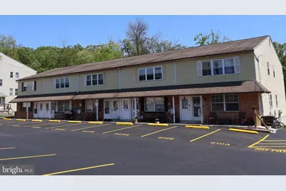 601 Country Lane, Morton, PA 19070 - Photo 2