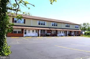 601 Country Ln, Morton, PA 19070 - Photo 1