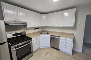 527 Chester Pike, Sharon Hill, PA 19079 - Photo 6