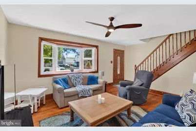 718 Pearl Avenue, Morton, PA 19070 - Photo 2