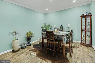 410 S 7th St, Darby, PA 19023 - Photo 8