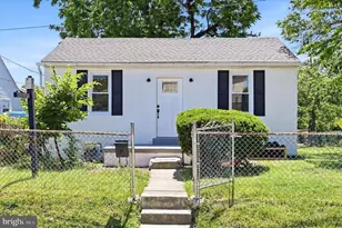 1022 Lawnton Terrace, Glenolden, PA 19036 - Photo 1