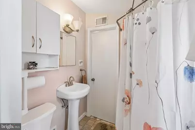 902 Madison Avenue, Prospect Park, PA 19076 - Photo 18