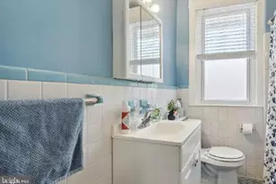 292 N Wycombe Ave, Lansdowne, PA 19050 - Photo 4