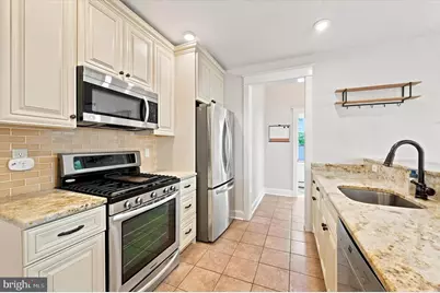 622 Country Club Lane, Havertown, PA 19083 - Photo 2