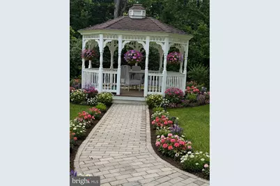 6204 Lydia Hollow Drive, Glen Mills, PA 19342 - Photo 2