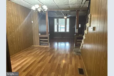 1110 E 11th Street, Crum Lynne, PA 19022 - Photo 4