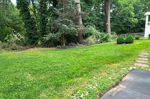690 Old School House Dr, Springfield, PA 19064 - Photo 34