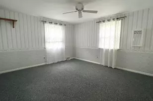 690 Old School House Dr, Springfield, PA 19064 - Photo 24
