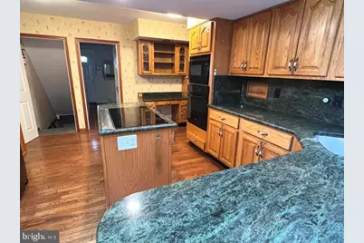 690 Old School House Drive, Springfield, PA 19064 - Photo 4