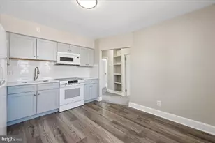 301 N Governor Printz, Essington, PA 19029 - Photo 8