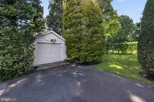 212 Idlewild Ln, Media, PA 19063 - Photo 32