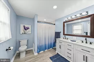 1842 Cherry St, Upper Chichester, PA 19061 - Photo 20