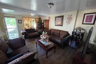 1142 Chestnut St, Darby, PA 19023 - Photo 8