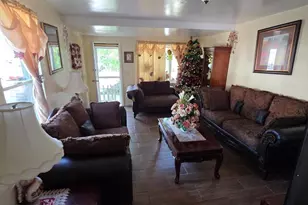 1142 Chestnut St, Darby, PA 19023 - Photo 4