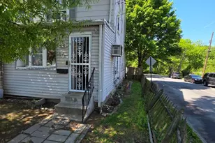 1142 Chestnut St, Darby, PA 19023 - Photo 2