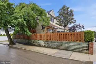 201 Willowbrook Ave, Folsom, PA 19033 - Photo 2