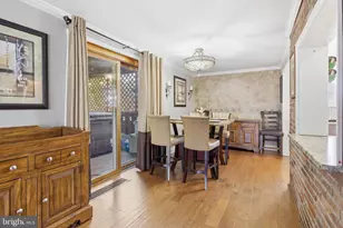 201 Willowbrook Ave, Folsom, PA 19033 - Photo 8