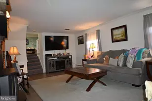 2345 Crestview Ln, Aston, PA 19014 - Photo 12