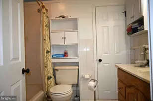 2345 Crestview Ln, Aston, PA 19014 - Photo 22
