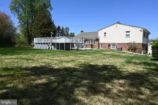 2345 Crestview Ln, Aston, PA 19014 - Photo 28