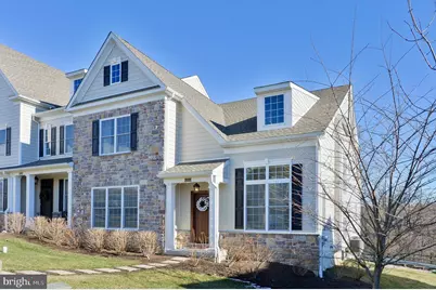 424 Ravenscliff Drive, Media, PA 19063 - Photo 1