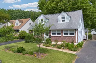 2407 Secane Rd, Secane, PA 19018 - Photo 2