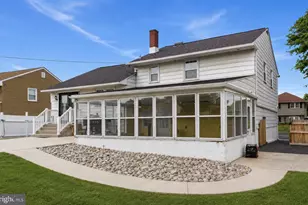 3560 Edgewater Ln, Brookhaven, PA 19015 - Photo 18