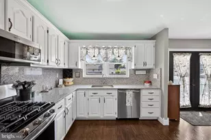 3560 Edgewater Ln, Brookhaven, PA 19015 - Photo 14