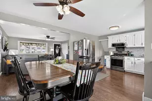3560 Edgewater Ln, Brookhaven, PA 19015 - Photo 12