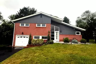 450 Foster Dr, Springfield, PA 19064 - Photo 2
