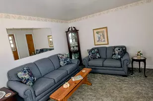 429 Evergreen Ave, Folsom, PA 19033 - Photo 8