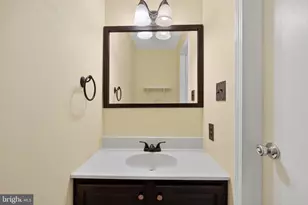 507 Evergreen Ln, Upper Chichester, PA 19014 - Photo 22