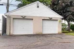 950 Thornton Rd, Upper Chichester, PA 19061 - Photo 2