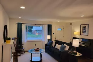2928 Larkspur Ln, Secane, PA 19018 - Photo 4