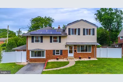 2928 Larkspur Lane, Secane, PA 19018 - Photo 2