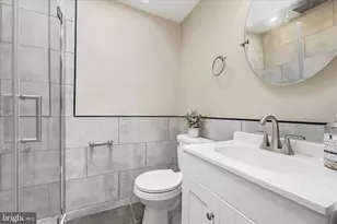 925 Maple Ave, Glenolden, PA 19036 - Photo 18