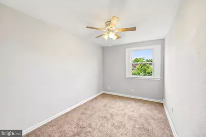2052 Heather Road, Folcroft, PA 19032 - Photo 12