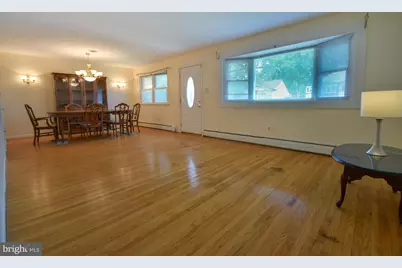 411 Sharp Avenue, Glenolden, PA 19036 - Photo 4