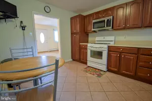 411 Sharp Ave, Glenolden, PA 19036 - Photo 6