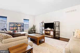 11 Skylar Cir, Media, PA 19063 - Photo 2