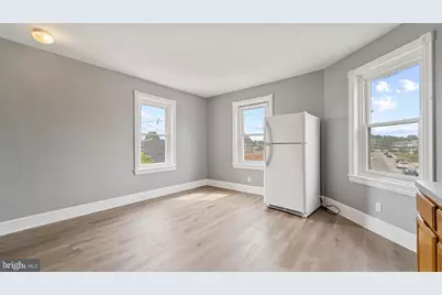 203 E Springfield Road #17, Clifton Heights, PA 19018 - Photo 4