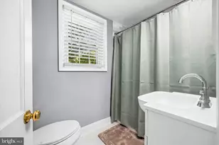 2135 Armstrong Ave, Morton, PA 19070 - Photo 12