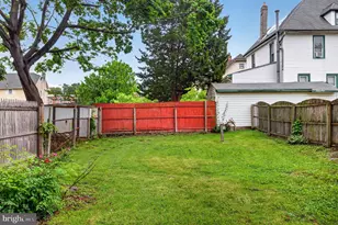 825 Andrews Ave, Darby, PA 19023 - Photo 46