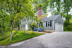 791 Robinhood Rd, Bryn Mawr, PA 19010 - Photo 2