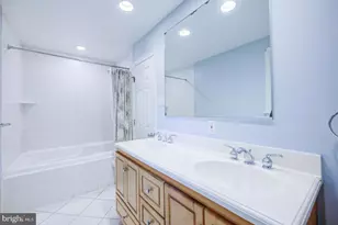 791 Robinhood Rd, Bryn Mawr, PA 19010 - Photo 18