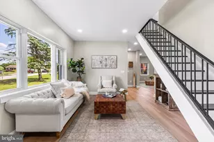2016 Woodside Ln, Broomall, PA 19008 - Photo 6